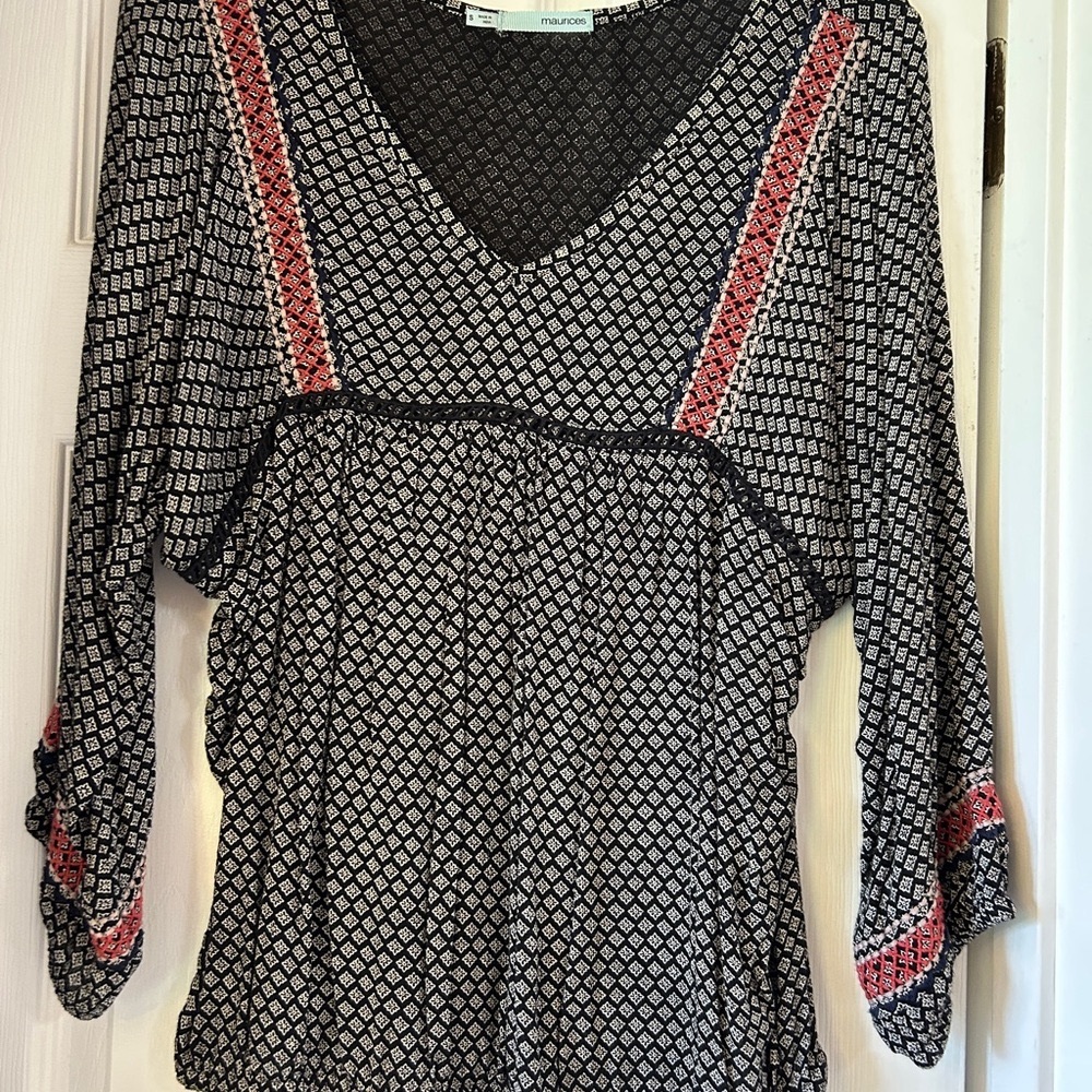 Maurices Black and White 3/4 Sleeve Embellished Blouse